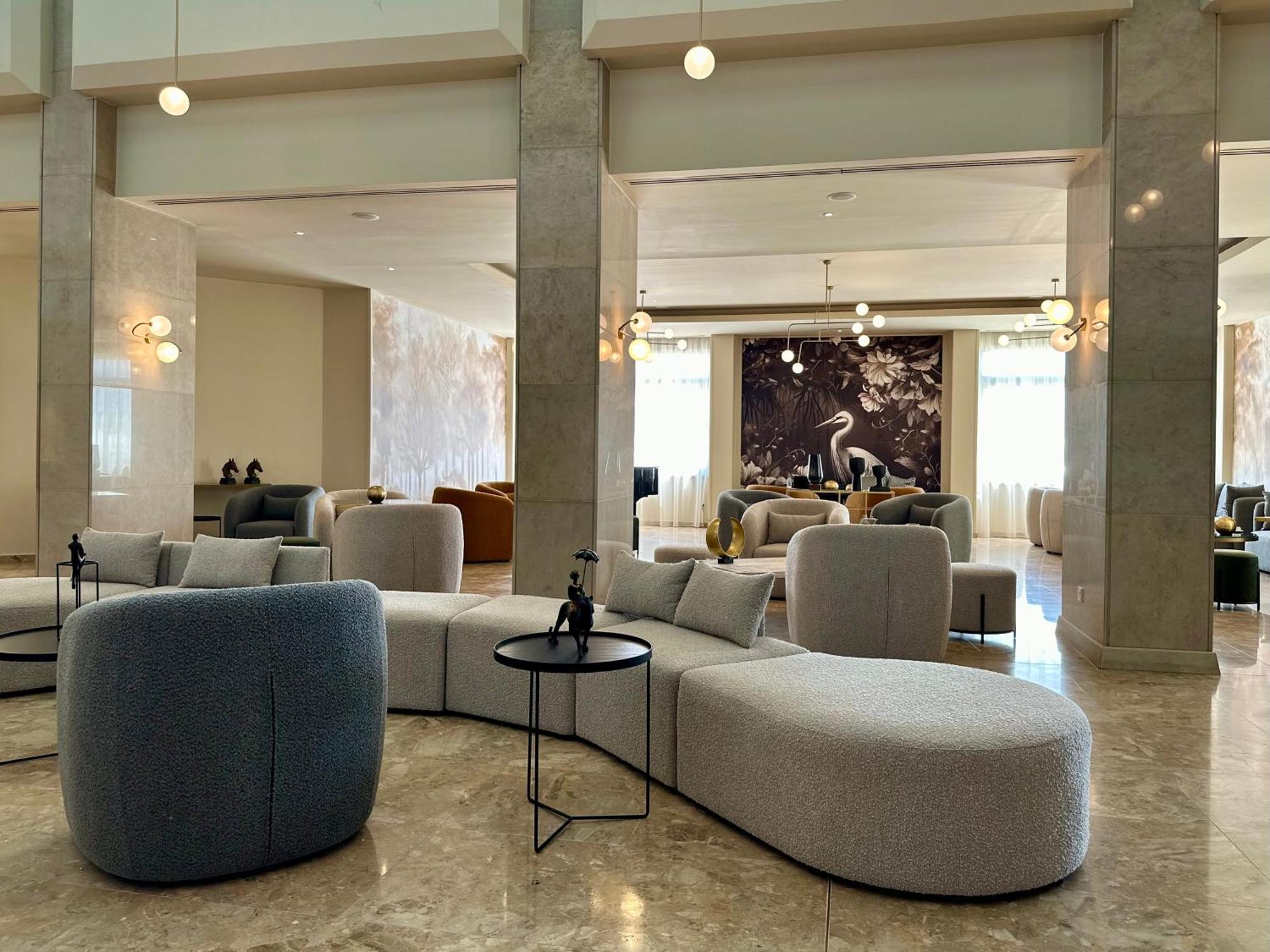 Cali & Designed For Adults By Louis Ξενοδοχείο